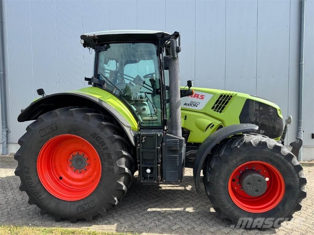 CLAAS Axion 850 Traktörler