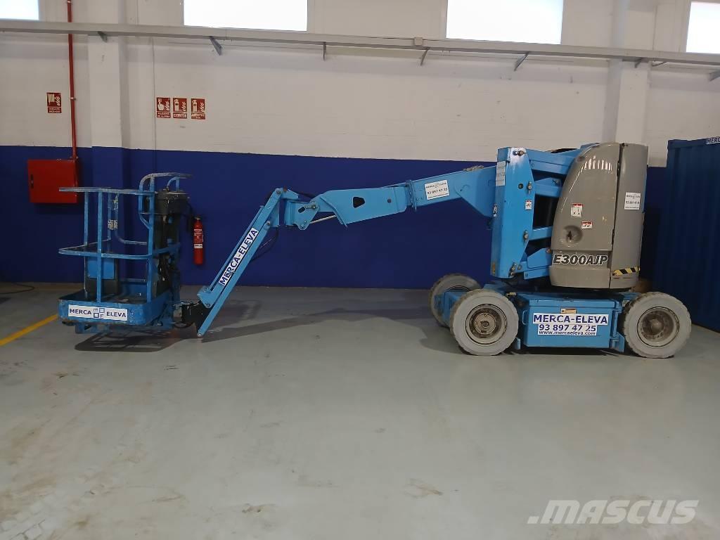 JLG E 300 AJP Körüklü personel platformları