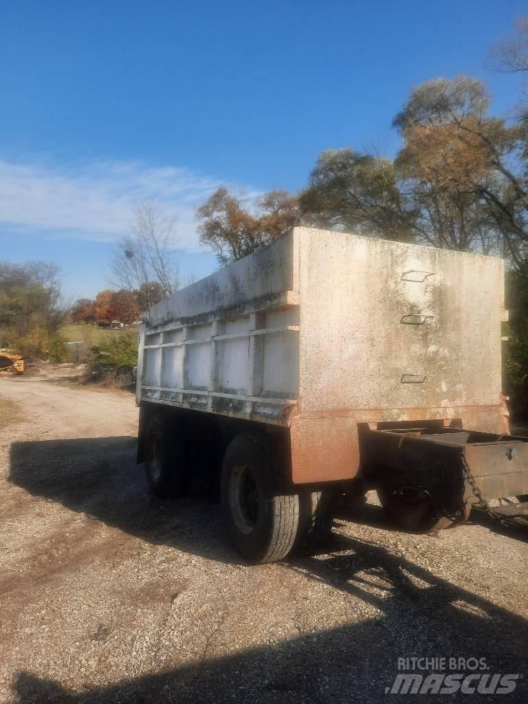 Smith Pup Trailer Damperli römorklari