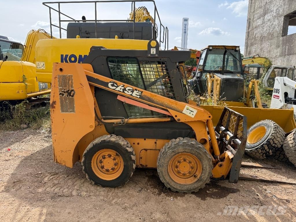 CASE 410 Skid steer loderler