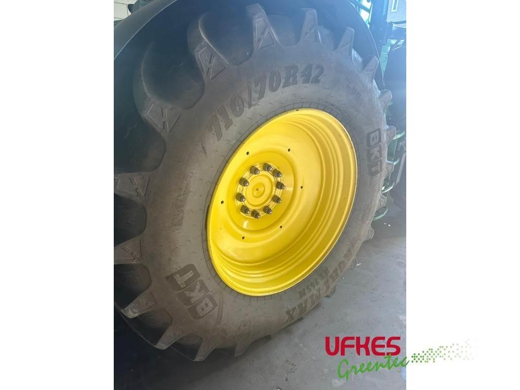John Deere 6215 R Traktörler