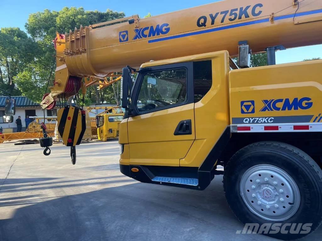 XCMG QY70KC Arazi Tipi Vinçler (RT)