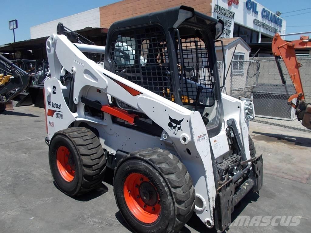 Bobcat S770 Skid steer loderler