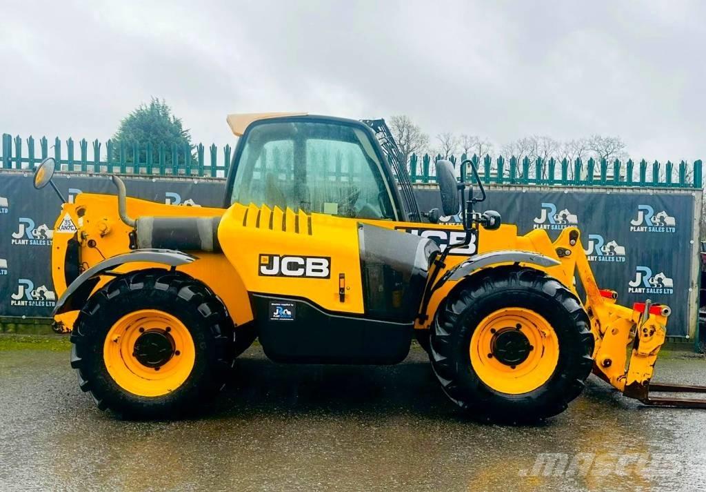 JCB 531-70 Tarimsal teleskopik yükleyiciler