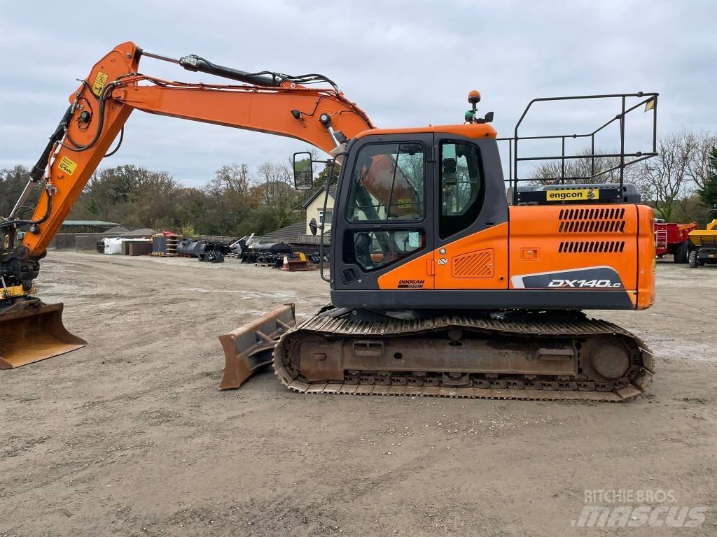 Doosan DX140LC-5 Paletli ekskavatörler
