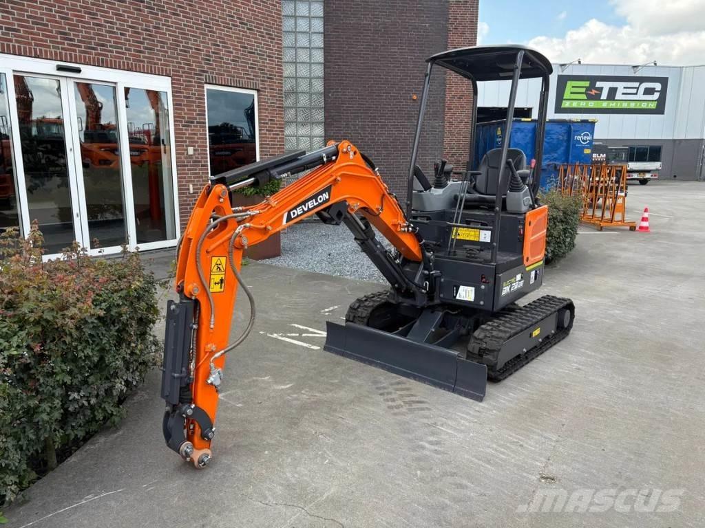 Develon DX20ZE Mini ekskavatörler, 7 tona dek