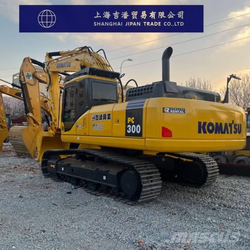 Komatsu PC 300 Paletli ekskavatörler