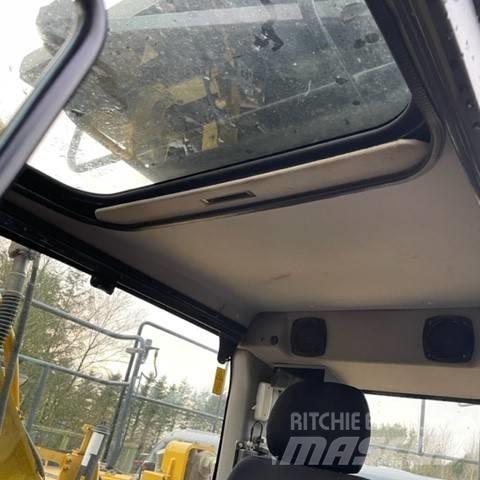 Komatsu PC210 LCI - 10 Traktörler