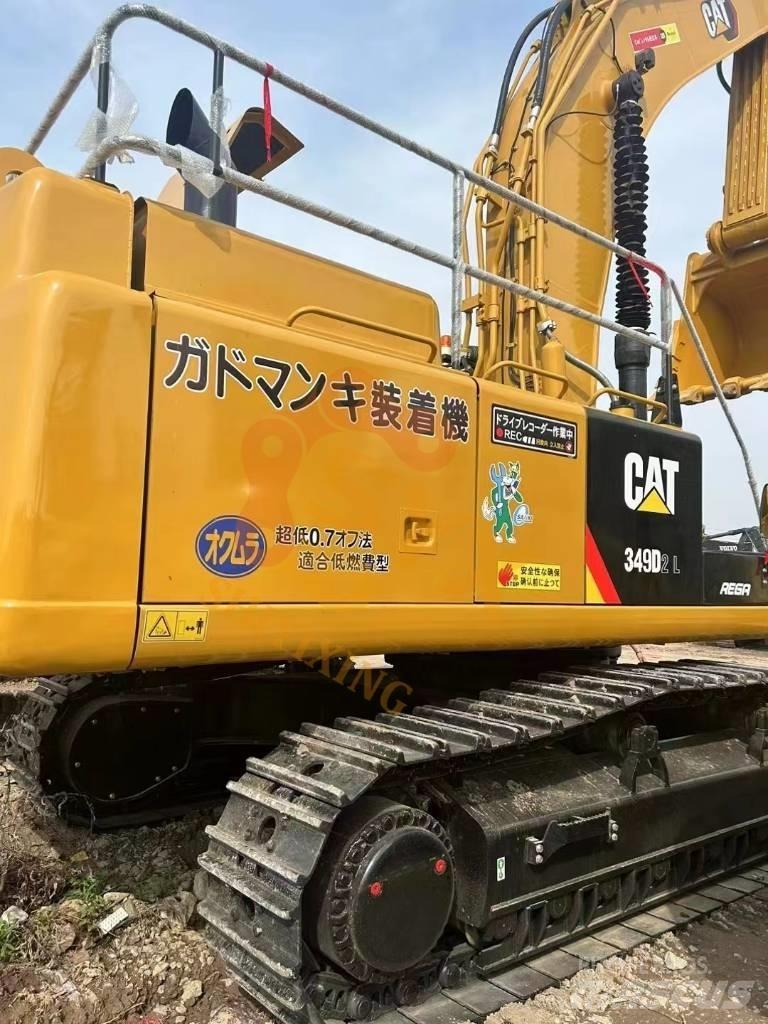 CAT 349 D Paletli ekskavatörler
