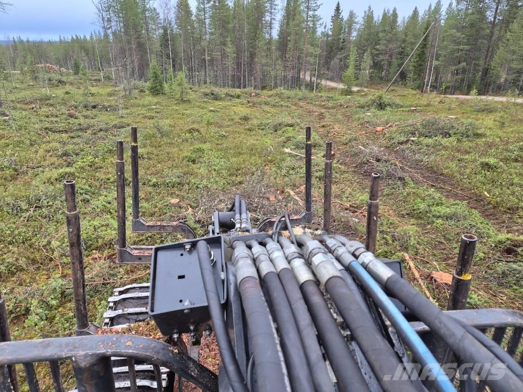 Ponsse ELK 8W Tomruk yükleyici traktörler