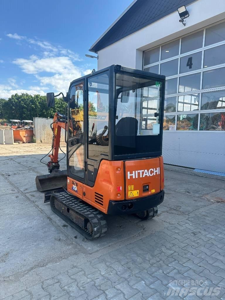 Hitachi ZX 19-6 Mini ekskavatörler, 7 tona dek