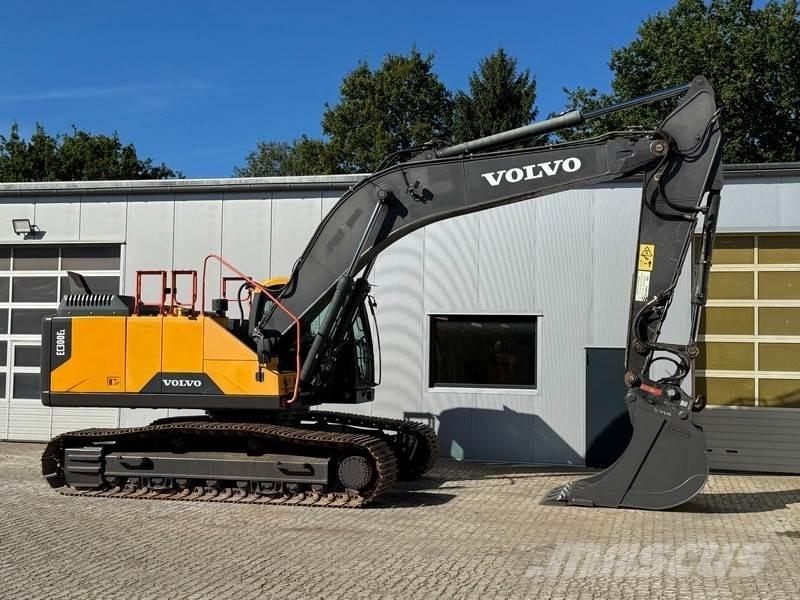 Volvo EC 300 EL Paletli ekskavatörler