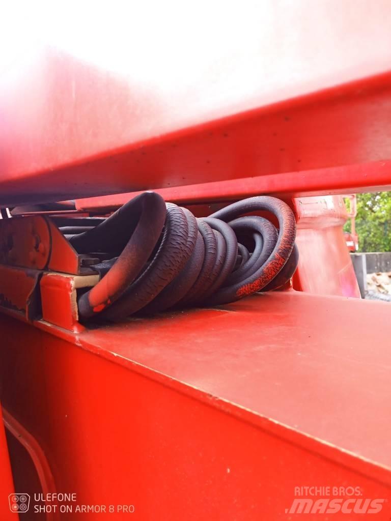 JLG 600 AJ Körüklü personel platformları