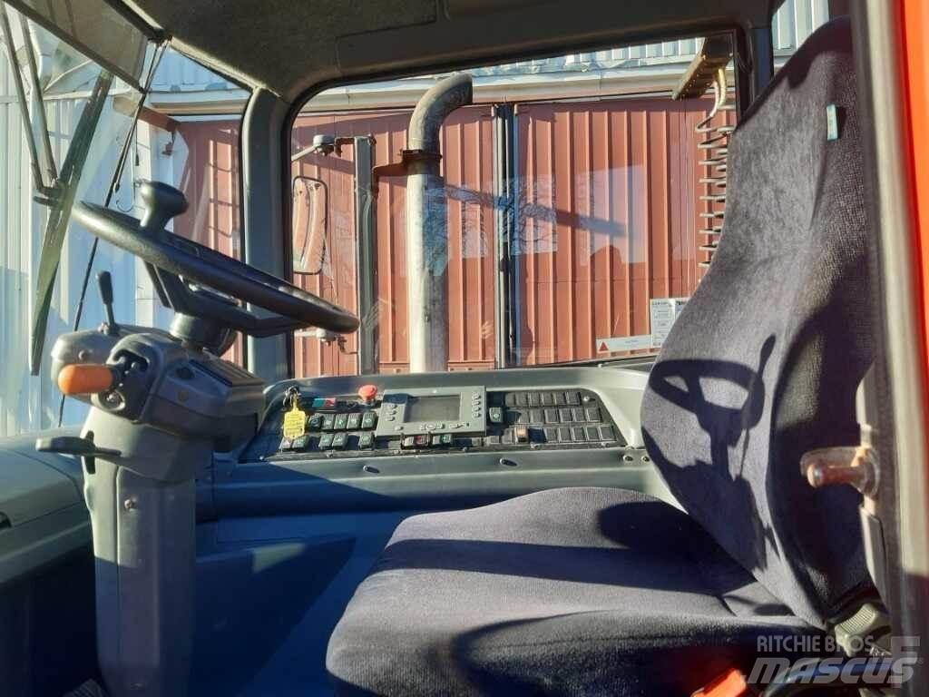 Kalmar TT618i Terminal çekiciler