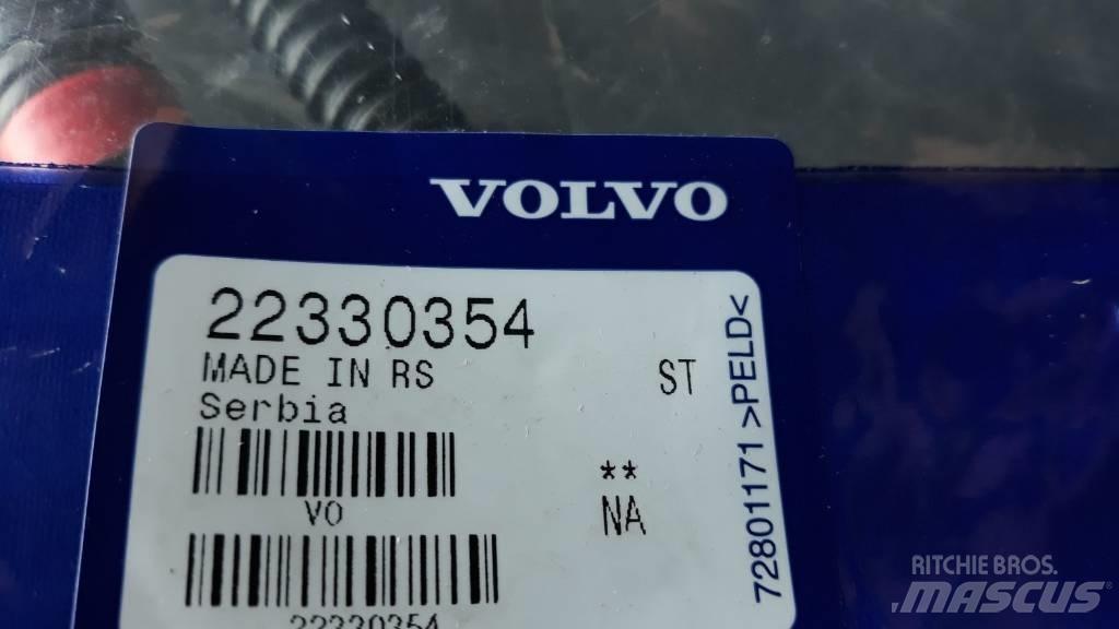 Volvo HOSE 22330354 Diger aksam