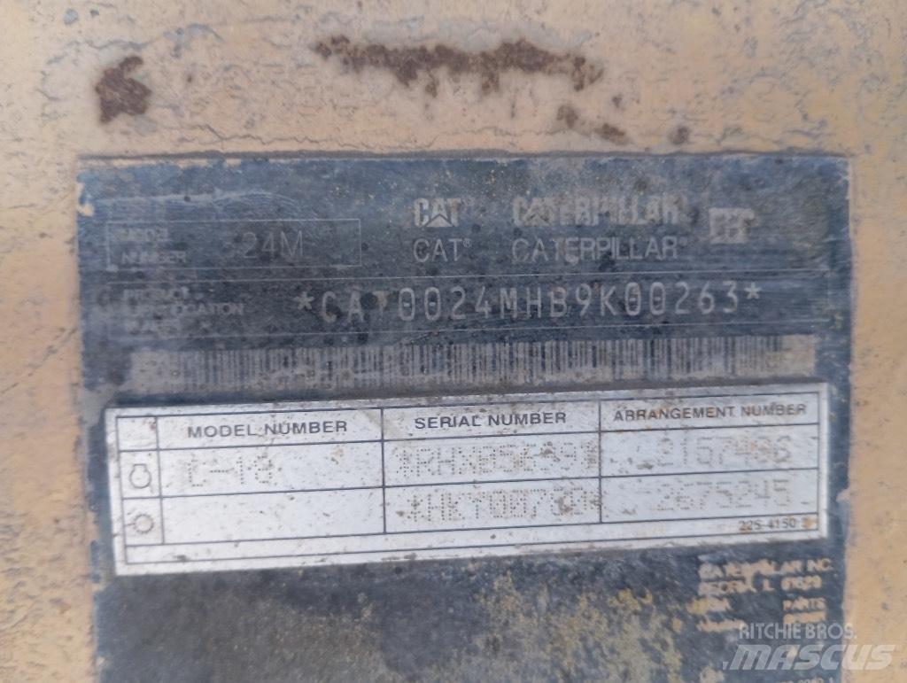 CAT 24 M Greyderler