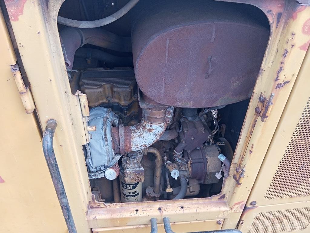 CAT 24 M Greyderler