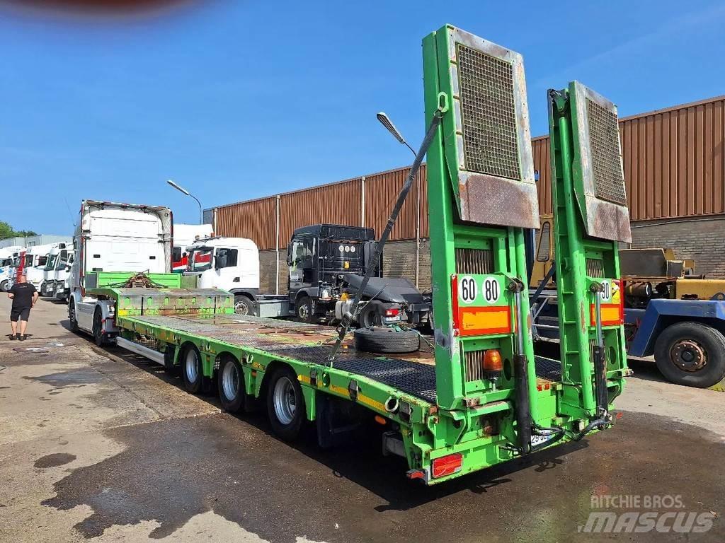 Kässbohrer LOWBED Low loader yari çekiciler