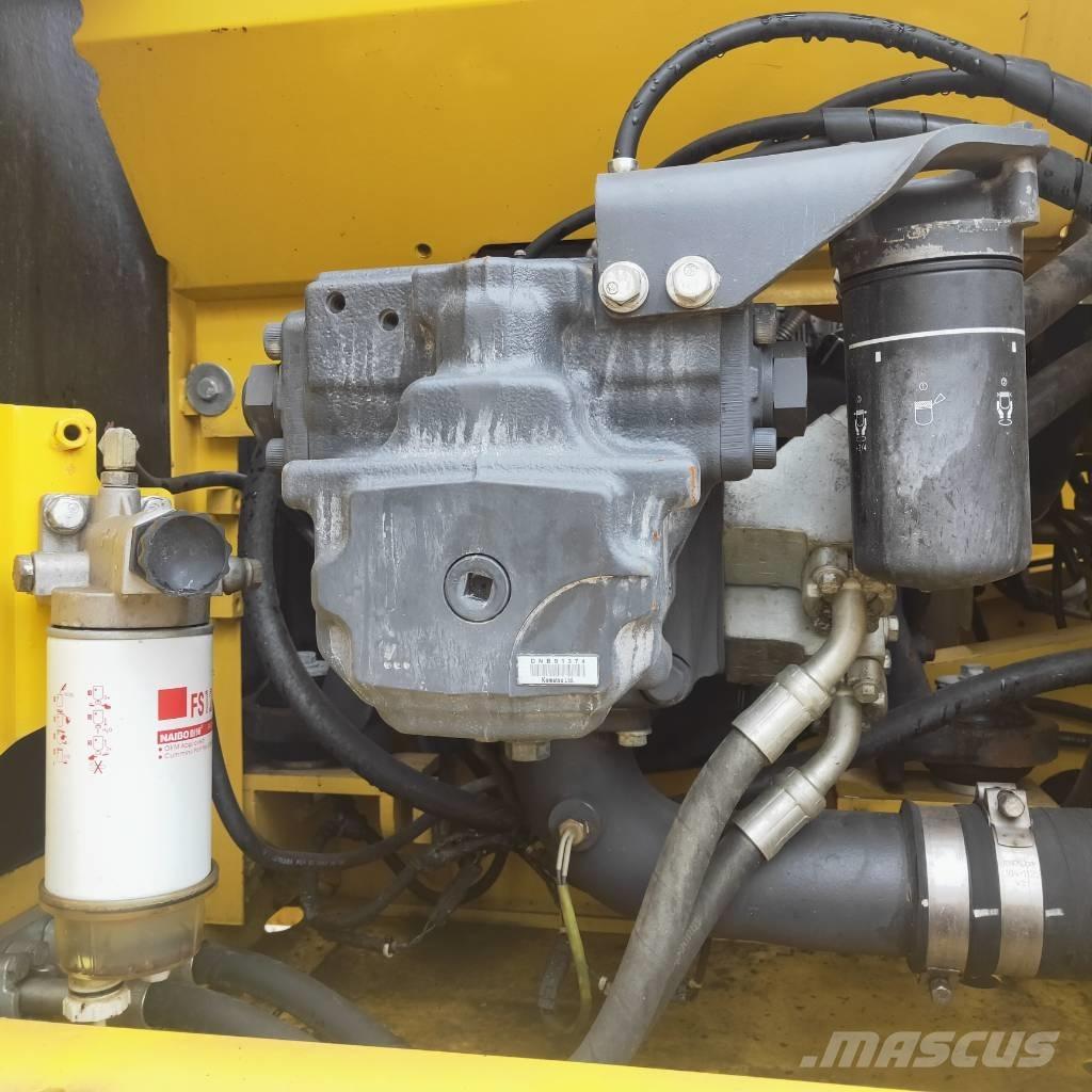Komatsu PC200-8 Paletli ekskavatörler