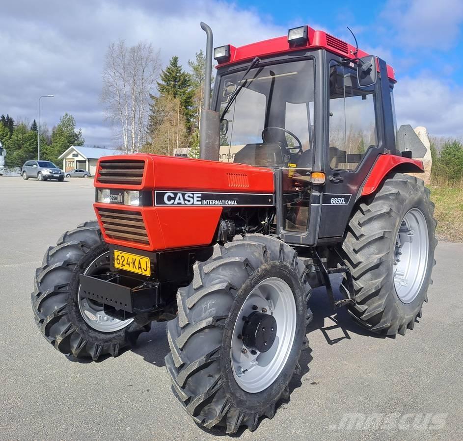 Case IH 685 XL Traktörler