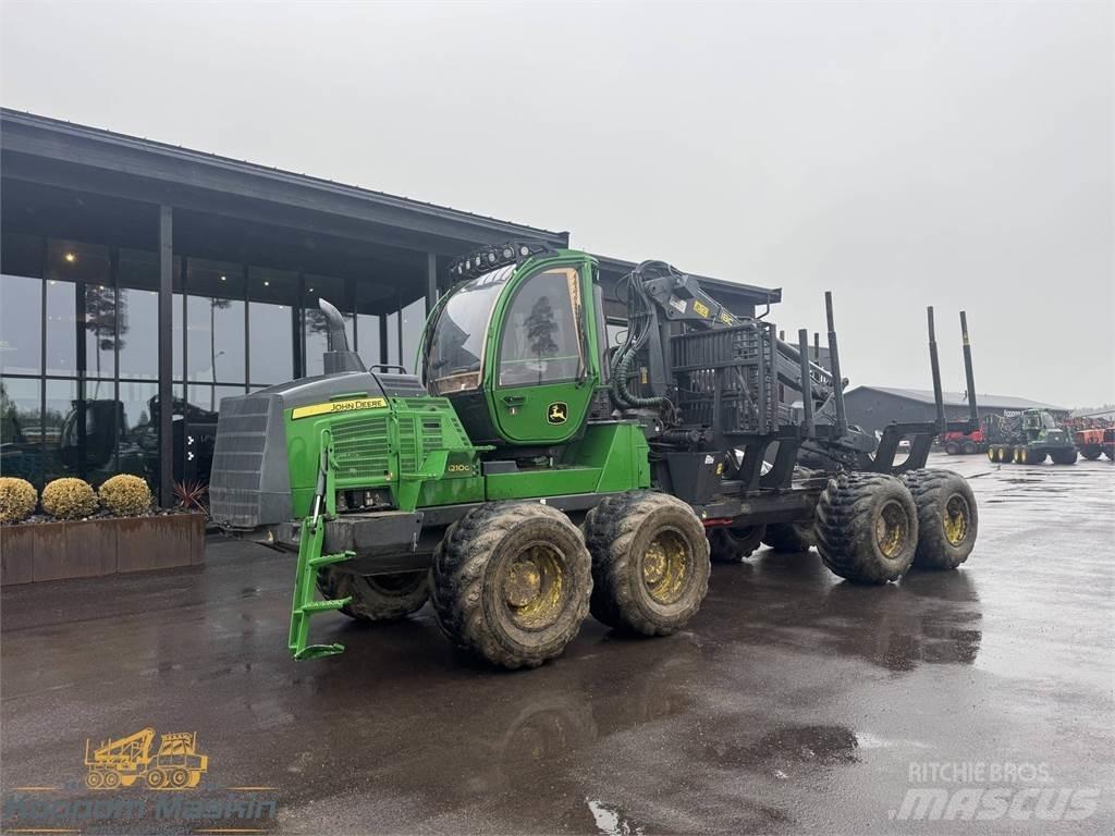 John Deere 1210G Tomruk yükleyici traktörler