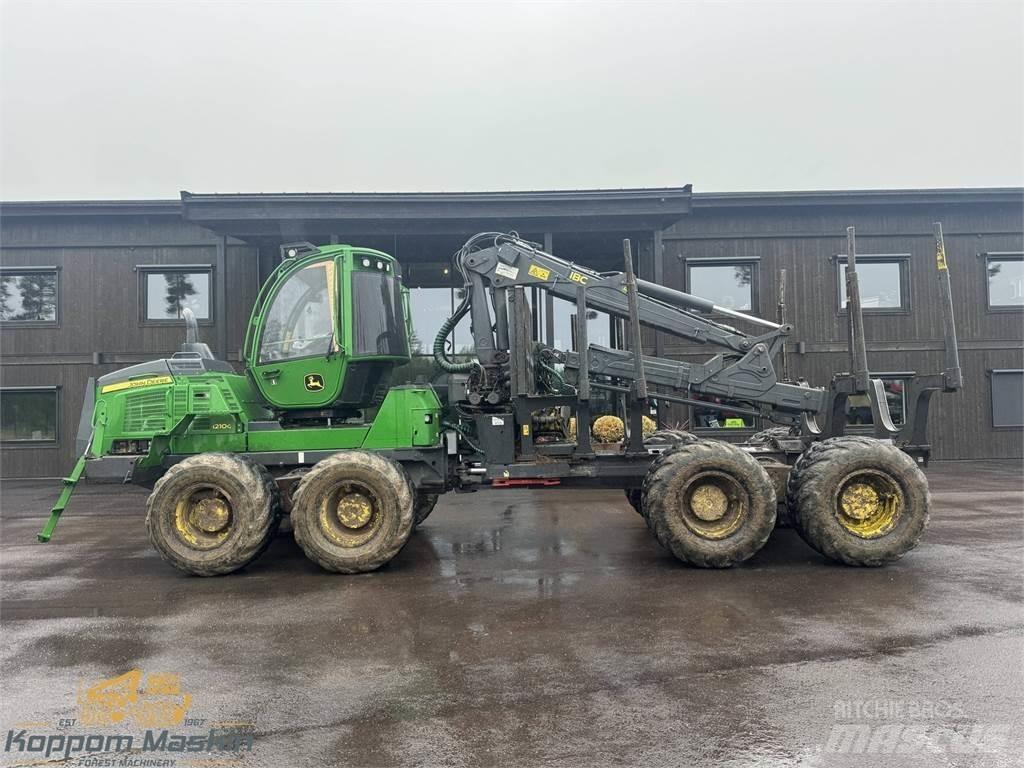 John Deere 1210G Tomruk yükleyici traktörler
