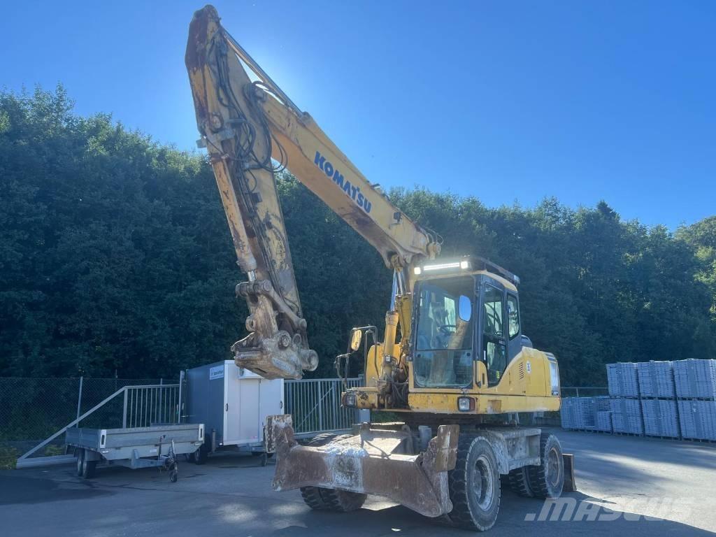 Komatsu PW 200-7 Lastik tekerli ekskavatörler