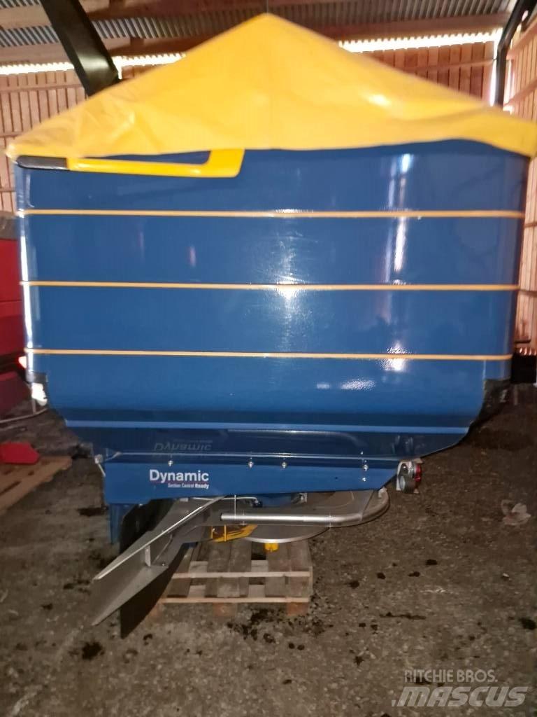 Bogballe M 3 W Mineral gübre dagiticilar