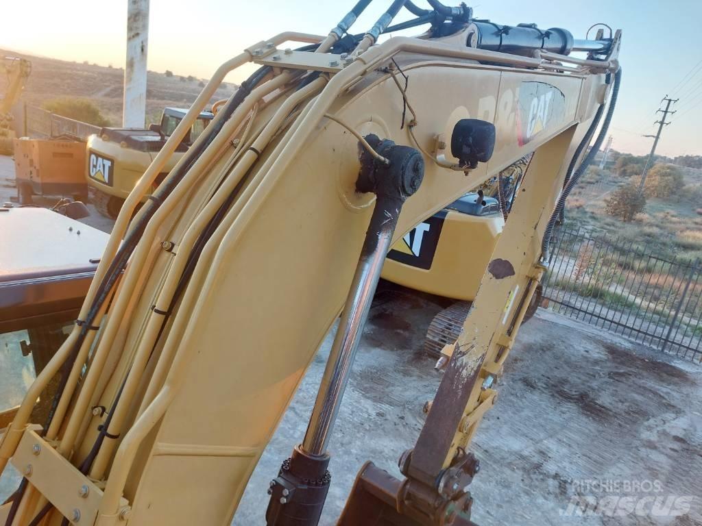 CAT 312 E Paletli ekskavatörler