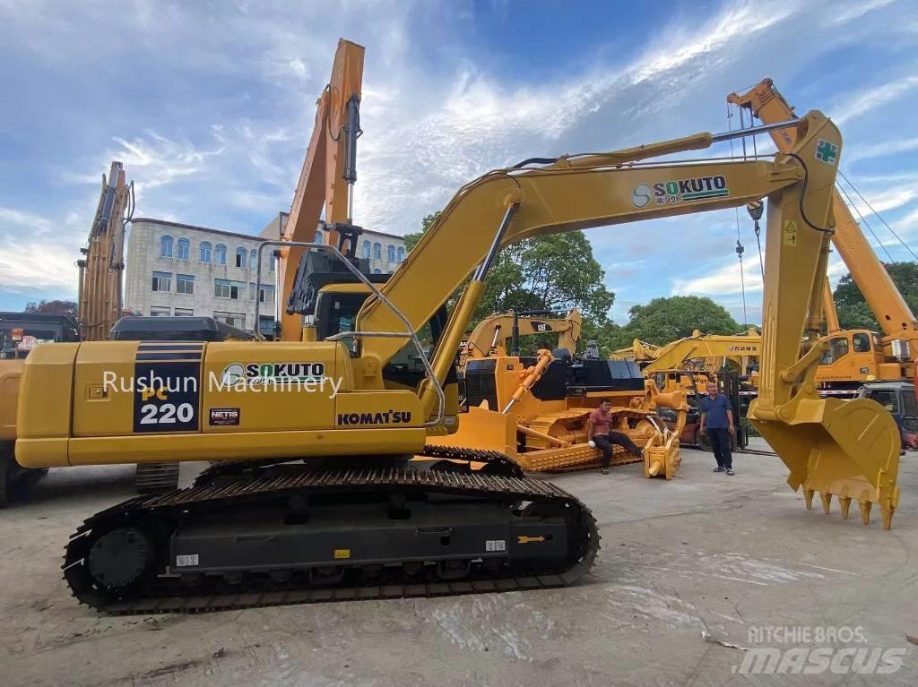 Komatsu PC220-7 Paletli ekskavatörler