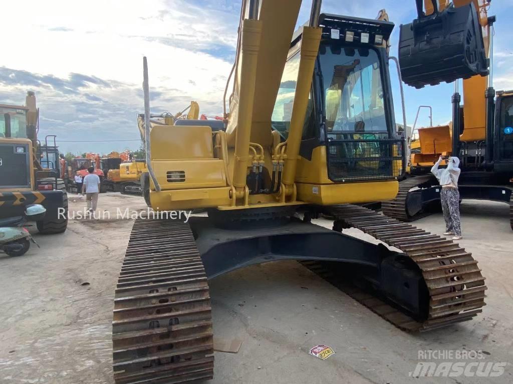 Komatsu PC220-7 Paletli ekskavatörler