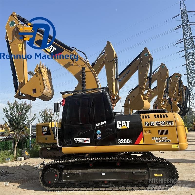 CAT 320D2 Paletli ekskavatörler