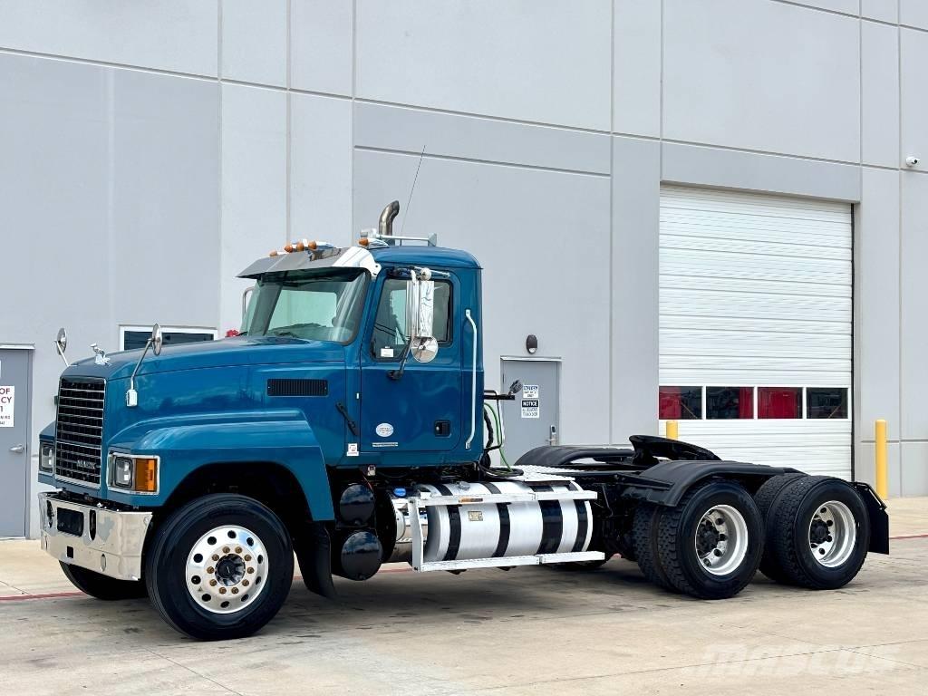 Mack Pinnacle Çekiciler