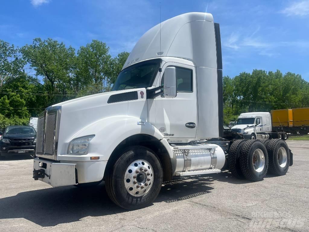 Kenworth T 880 Çekiciler