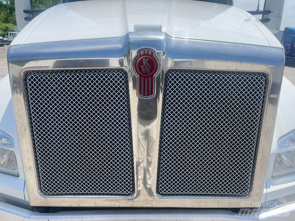 Kenworth T 880 Çekiciler