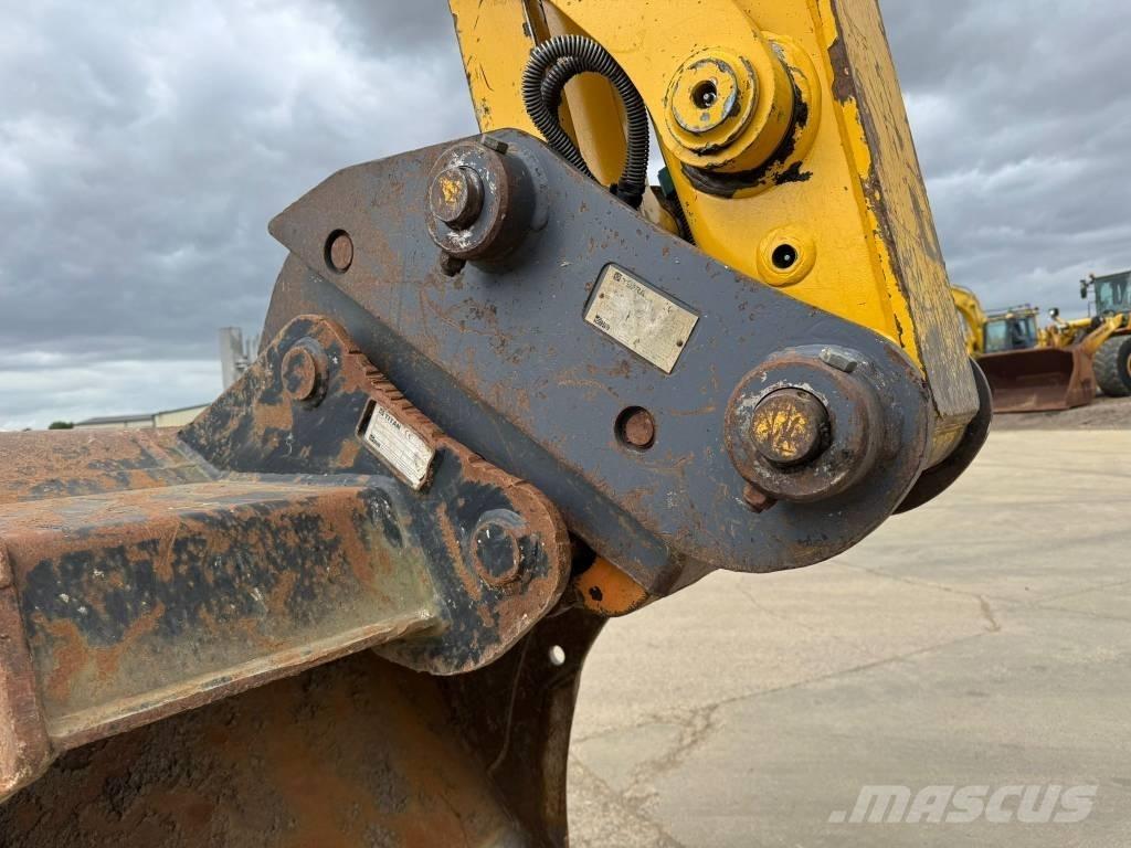 Komatsu PC 138 US-11 Paletli ekskavatörler