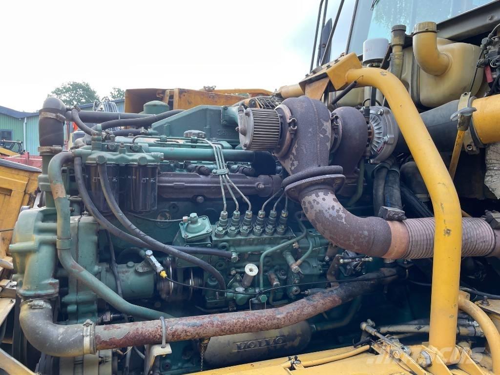 Volvo A25C Belden kirma kaya kamyonu