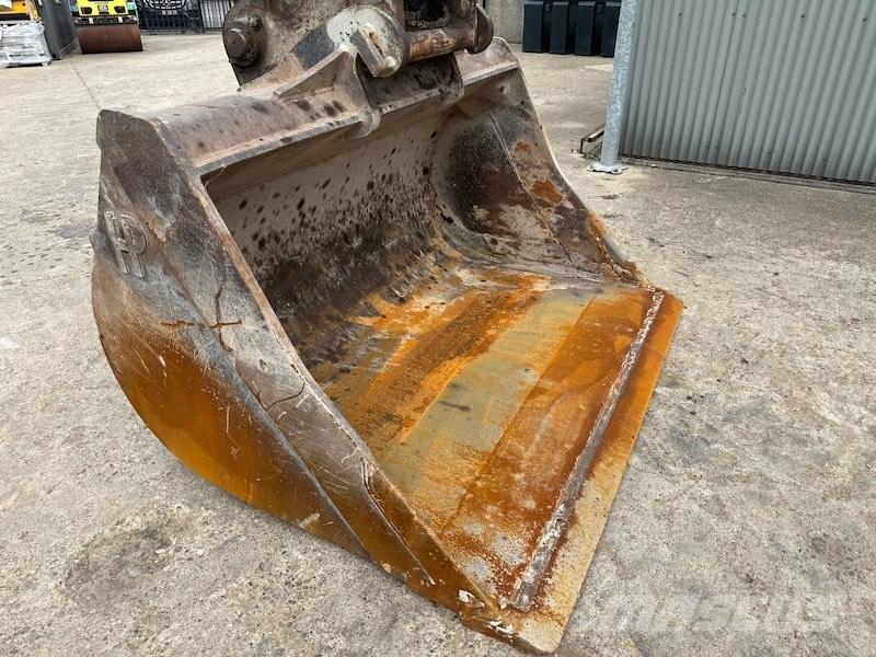 Volvo ECR 305 C L Paletli ekskavatörler