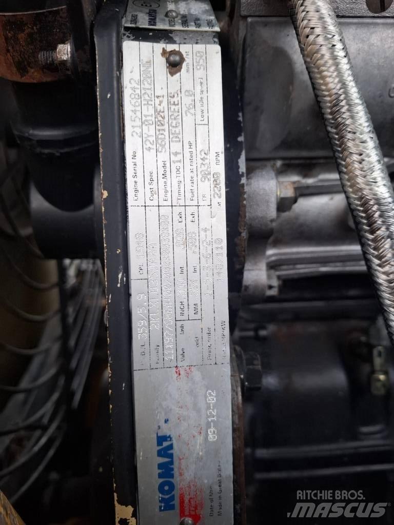 Komatsu WA 270-3 Tekerlekli yükleyiciler