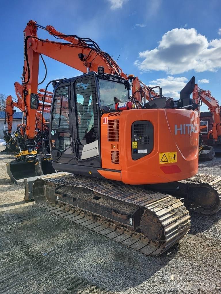 Hitachi ZX 135 US-6 Paletli ekskavatörler