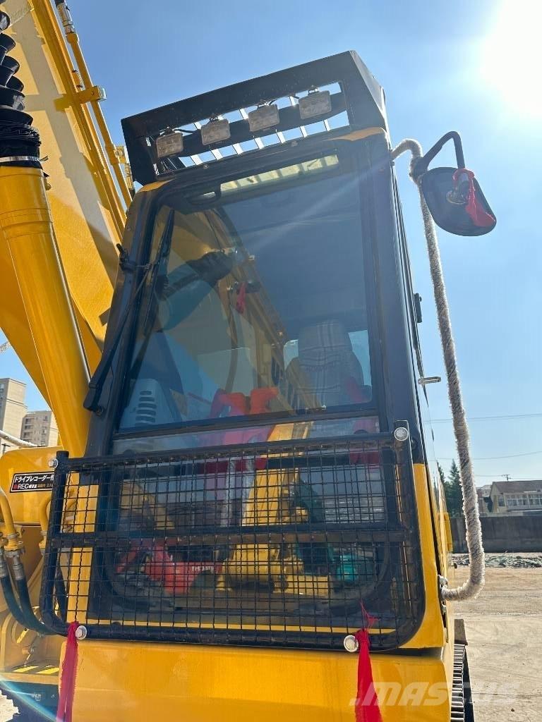 Komatsu PC 220-7 Paletli ekskavatörler
