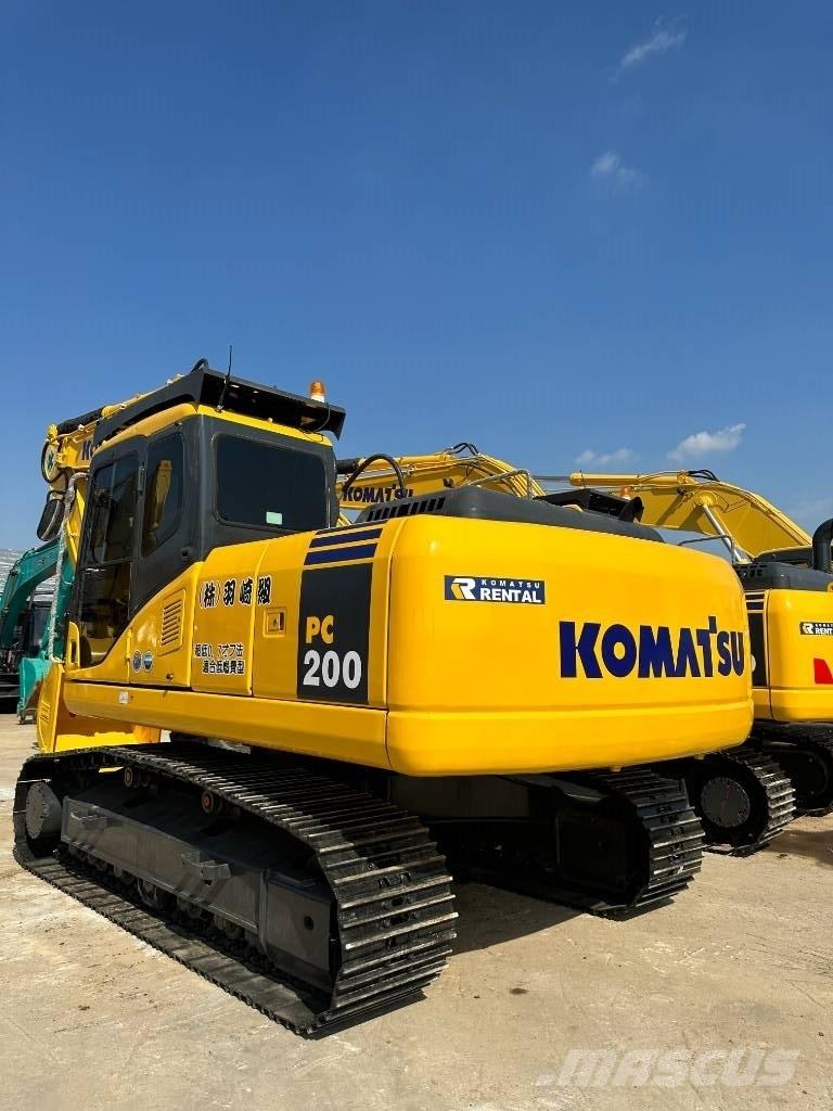 Komatsu PC 220-7 Paletli ekskavatörler