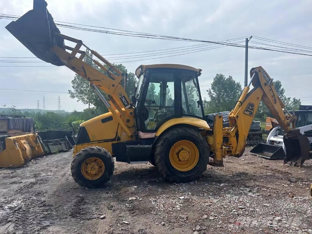 JCB 3CX Kazıcı yükleyiciler - beko loder
