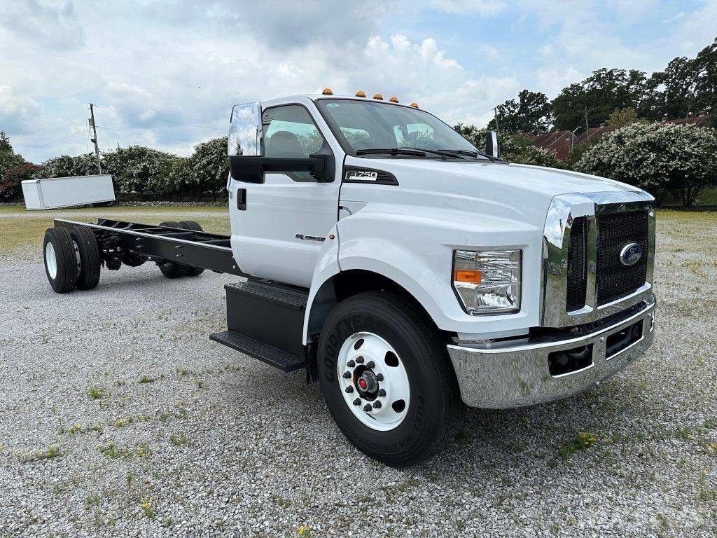 Ford F 750 Çekiciler