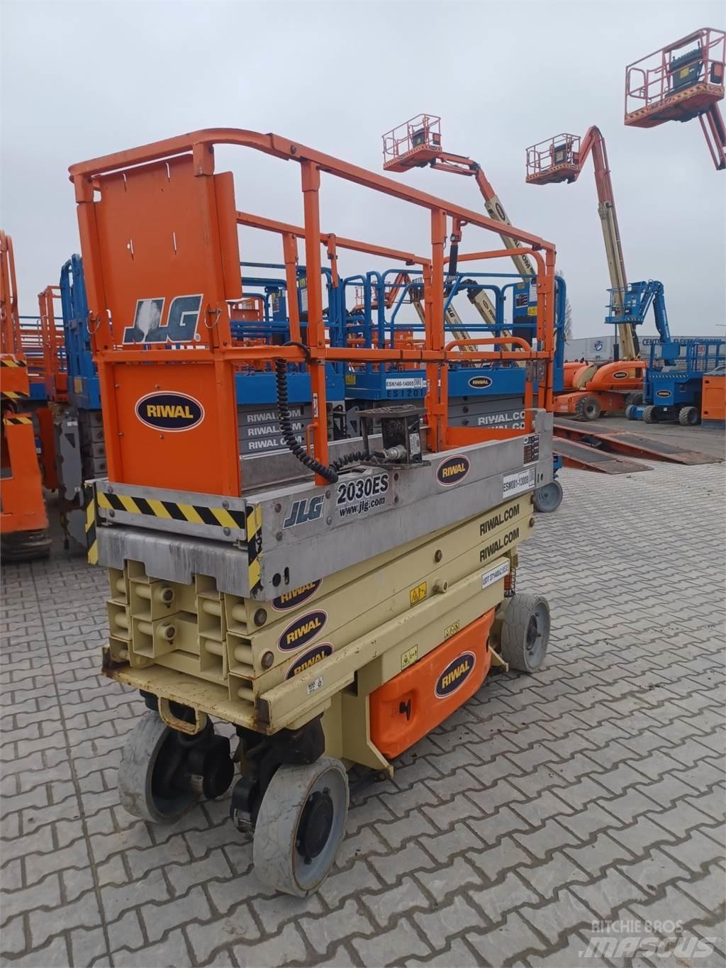 JLG 2030ES Makasli platformlar