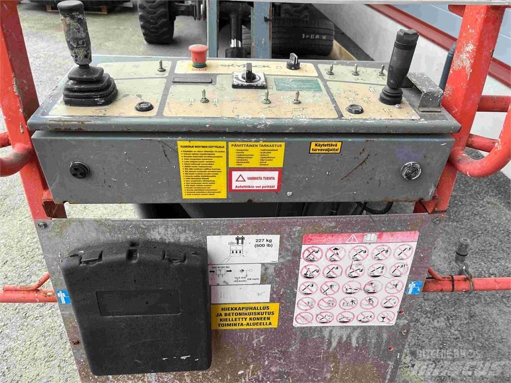 SkyJack SJ66 T Körüklü personel platformları