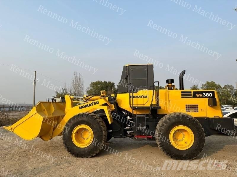Komatsu WA380 Tekerlekli yükleyiciler