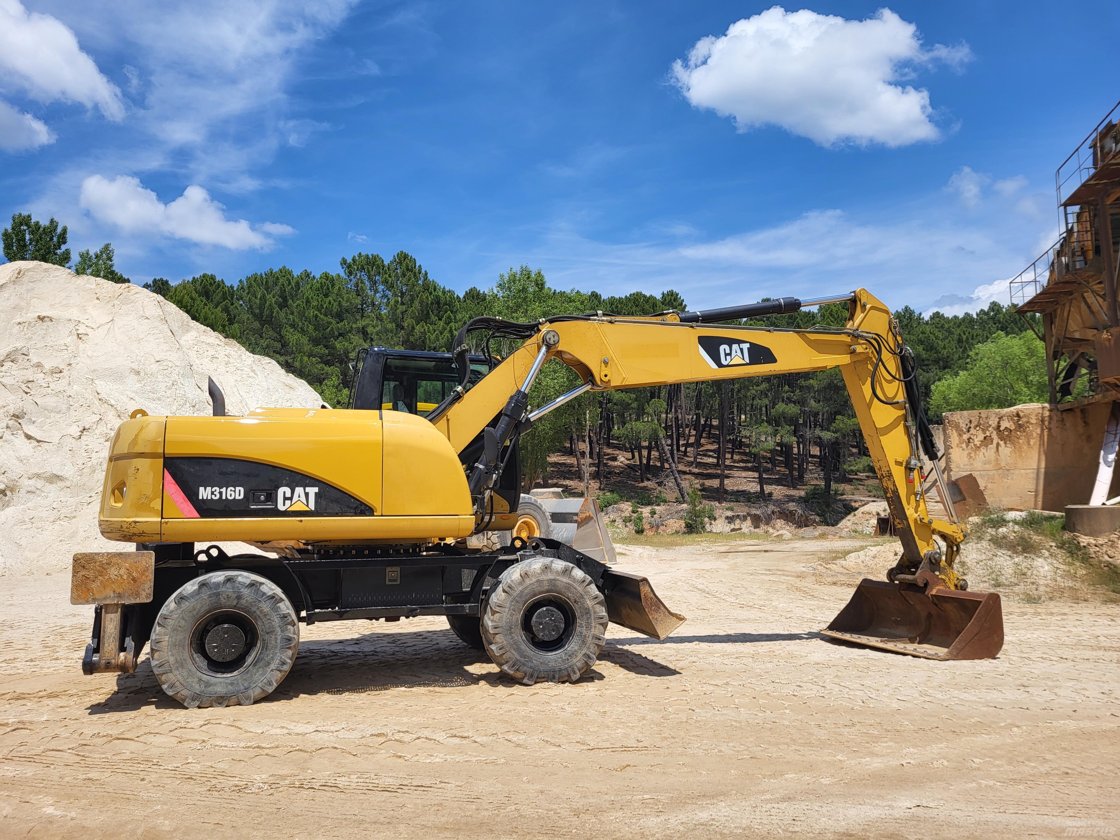 CAT 316d Lastik tekerli ekskavatörler