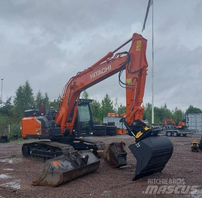 Hitachi ZX160LC-7 Paletli ekskavatörler