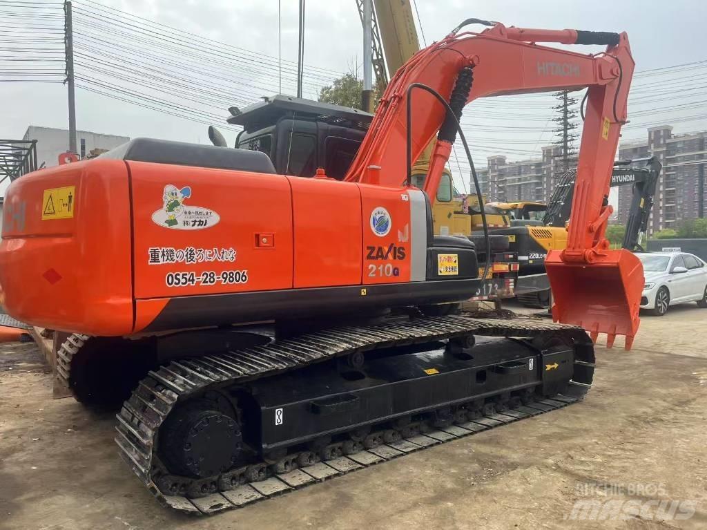 Hitachi 210LC Paletli ekskavatörler